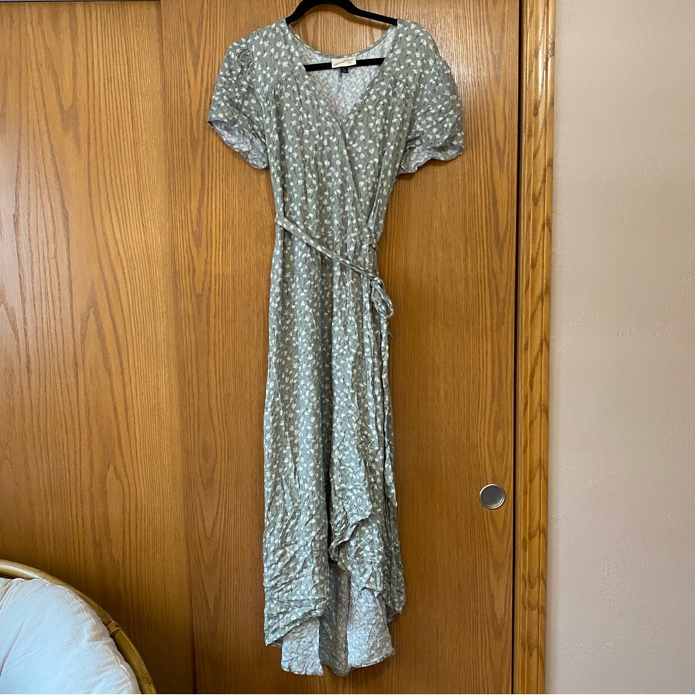 Universal Thread Green Floral Wrap Dress